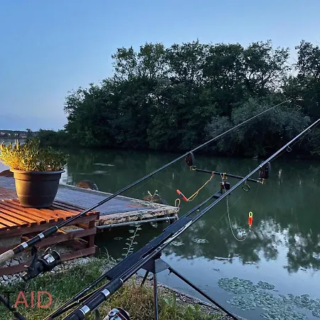 Steg64 - - Hostaid Feriehus Ráckeve